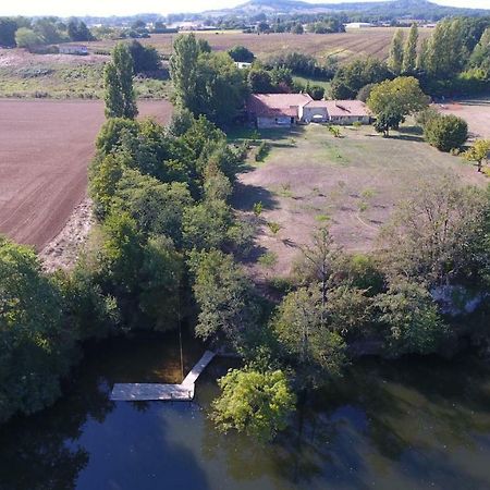 Gites Clodeguy No 2 Saint-Sylvestre-sur-Lot Bagian luar foto