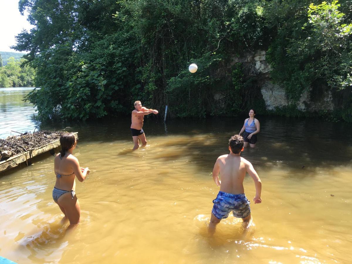 Gites Clodeguy No 2 Saint-Sylvestre-sur-Lot Bagian luar foto