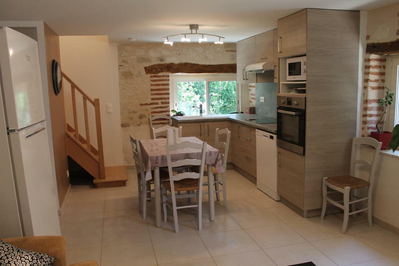 Gites Clodeguy No 2 Saint-Sylvestre-sur-Lot Bagian luar foto